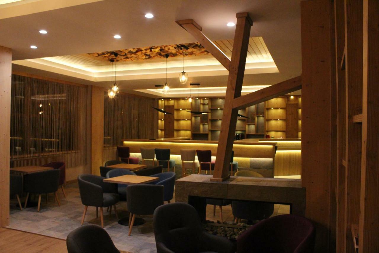 Monte Cervo Bio Hotel & Spa Covasna Ngoại thất bức ảnh