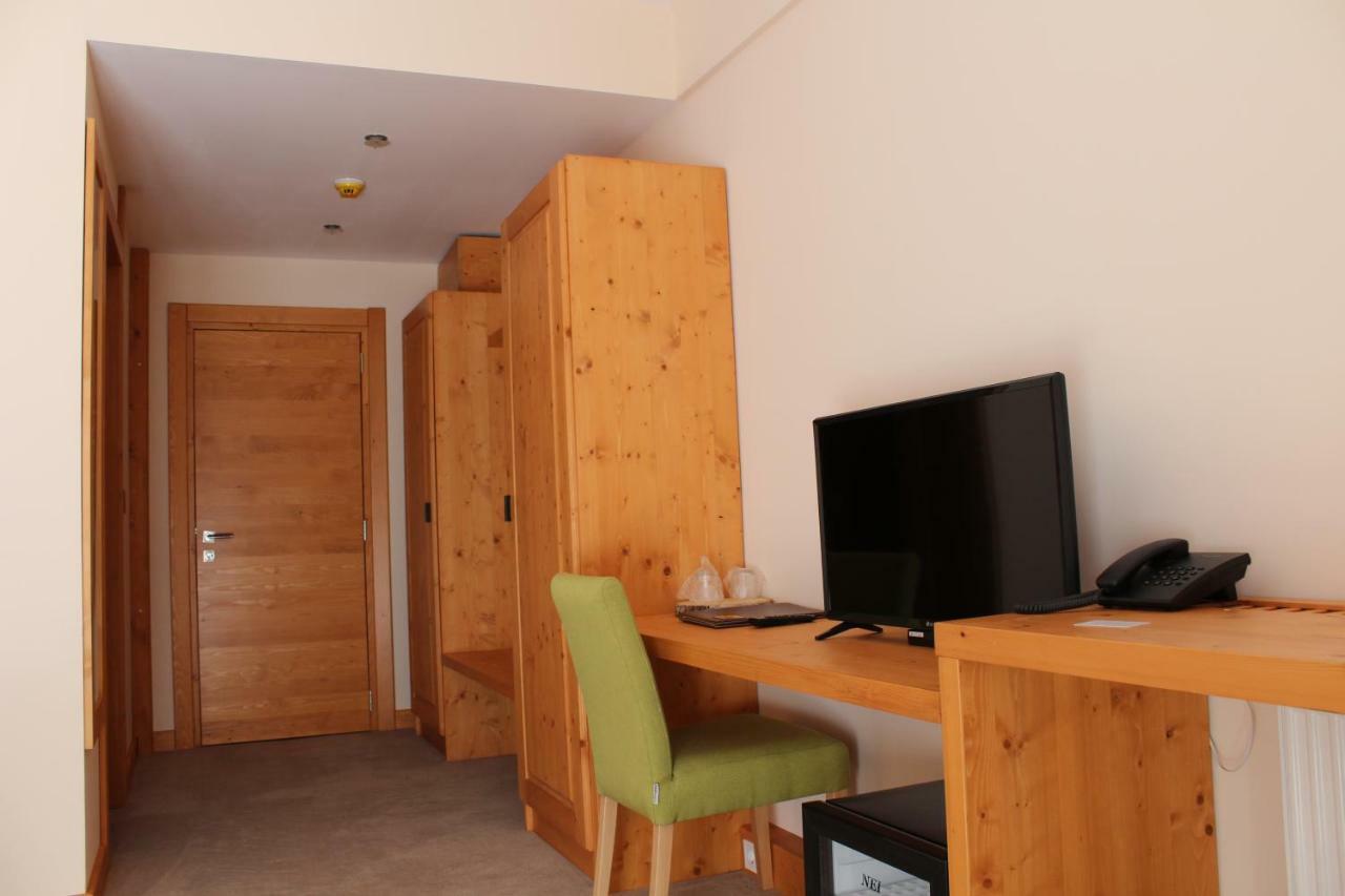 Monte Cervo Bio Hotel & Spa Covasna Ngoại thất bức ảnh